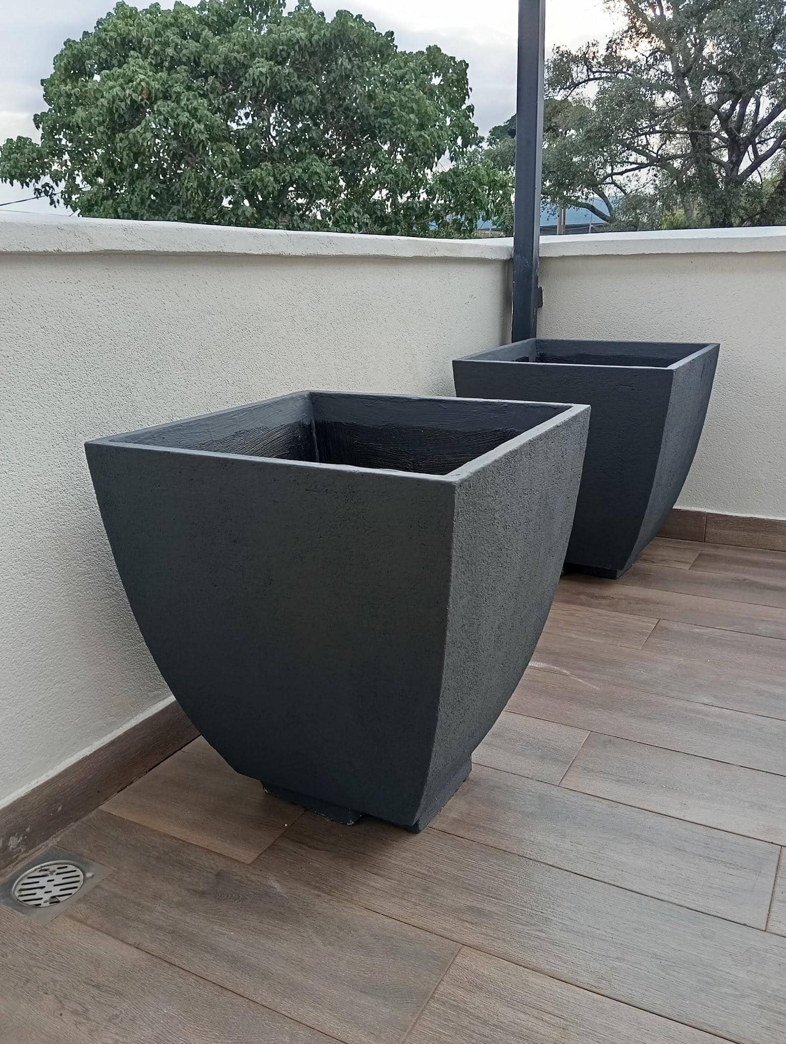 Product Image - Curved Pyramid